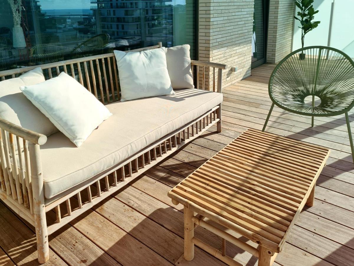 Central Park Tower Sea View Residence With Pool And Gym Ostenda Zewnętrze zdjęcie