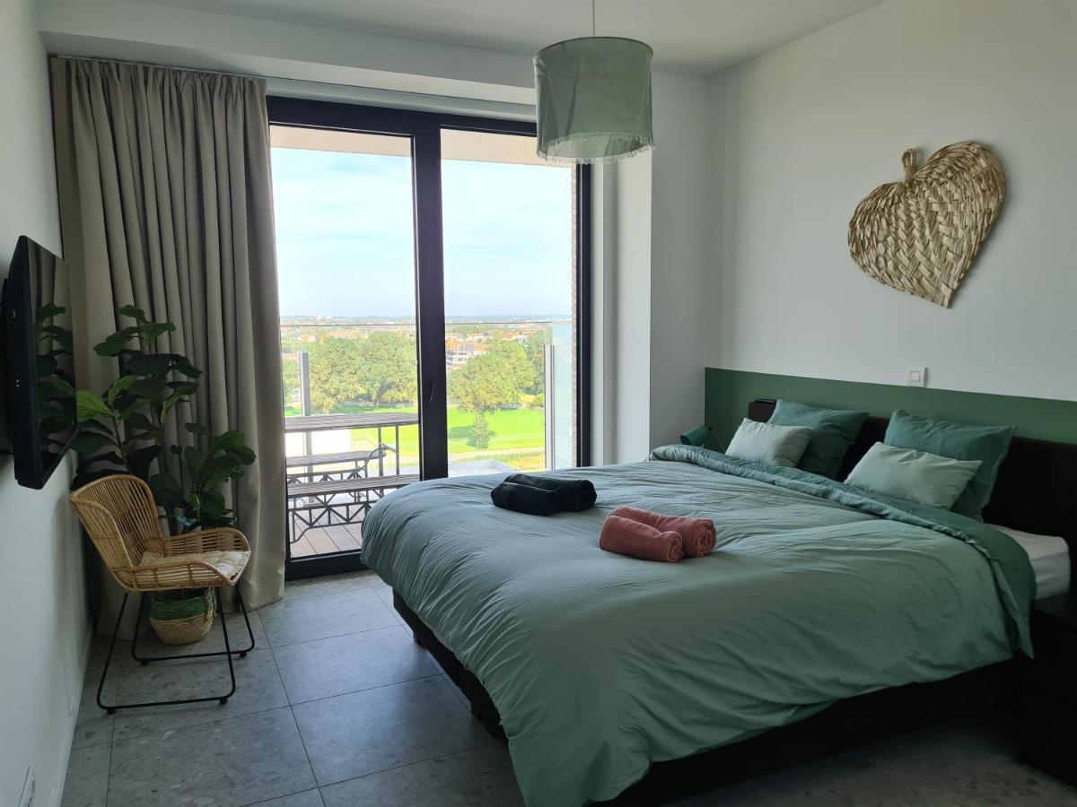 Central Park Tower Sea View Residence With Pool And Gym Ostenda Zewnętrze zdjęcie